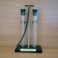 Прибор для сравнения содержания СО2 во вдыхаемом и выдыхаемом воздухе (вариант 2) - «globural.ru» - Воронеж